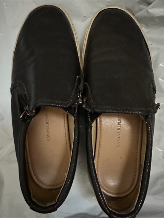 Banana Republic Shoes - Banana Republic Ladies Black Leather Slip-On Loafers